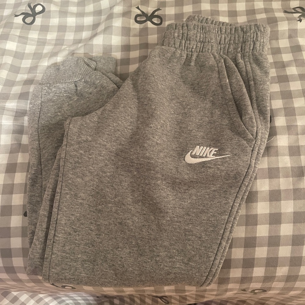 Nike Heather Gray Joggers